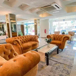 Hotell Queenspark Lovita, Malacca