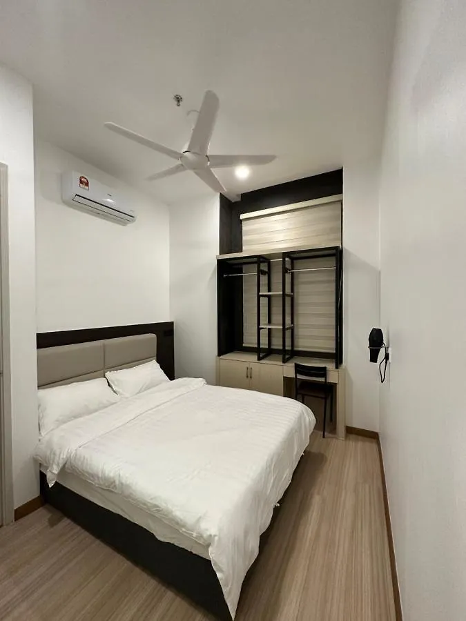 Family Duplex Penthouse 3 Bedroom The Wave Residence 8-9Pax Malacca Malaysia